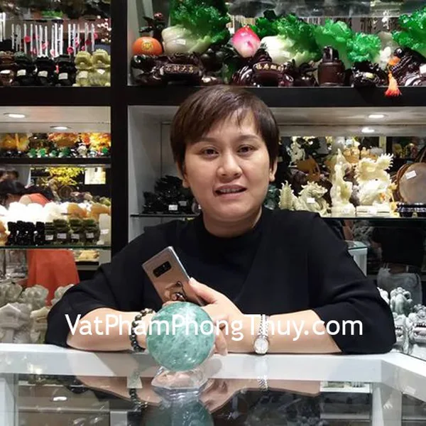 Chị Thanh - khách hàng mua quả cầu dạ quang xanh GM144 - 5564