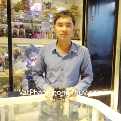Anh Đại - khách hàng mua Tỳ hưu thạch anh đen HM012