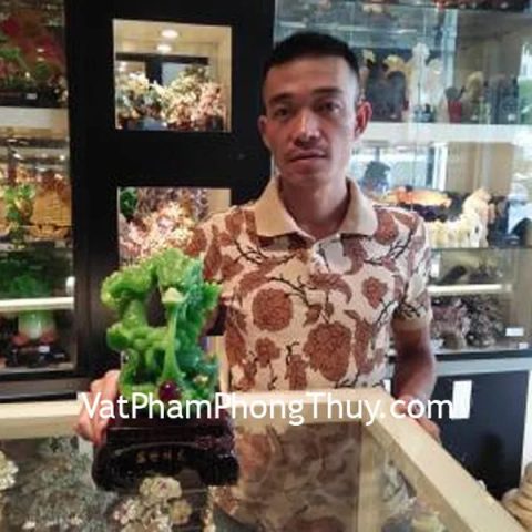 Anh Hậu - khách hàng mua tượng rồng xanh G083A