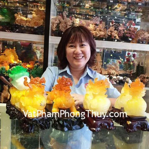 Chị Phương - khách hàng mua Tỳ hưu vàng kéo bắp cải xanh LN045, Tỳ hưu Như ý bích tà LN050, Cặp Tỳ hưu Chiêu tài LN052